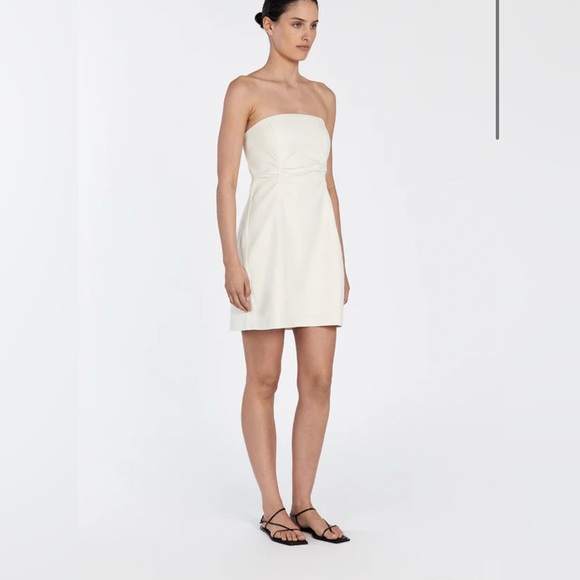 Dissh Cream Strapless Dress - Size XS (0-2) - NWT - Picture 1 of 5